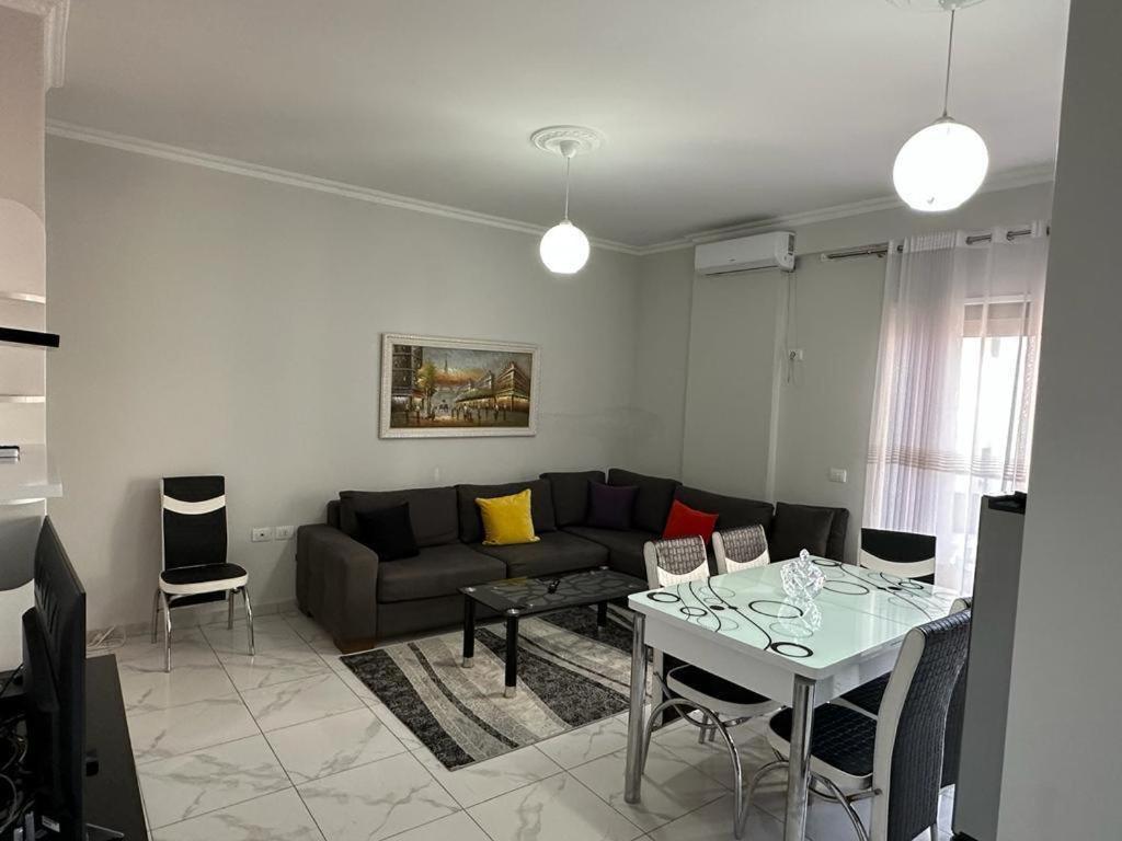 Wonderful Lungomare Apartamento Vlorë